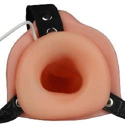 arnes con doble dildo hueco y vibracion lovetoys - detalle 5