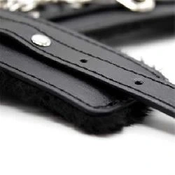esposas para tobillos con interior acolchado 35 cm negro - detalle 3