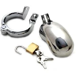 jaula para pene con anillo de castidad - detalle 3